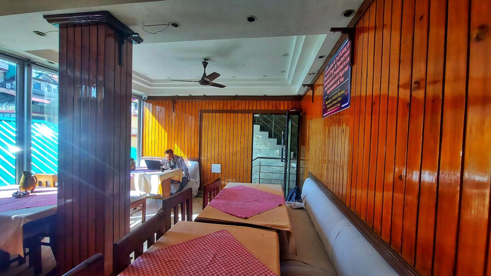 Hotel India House Dharamshala Exterior photo
